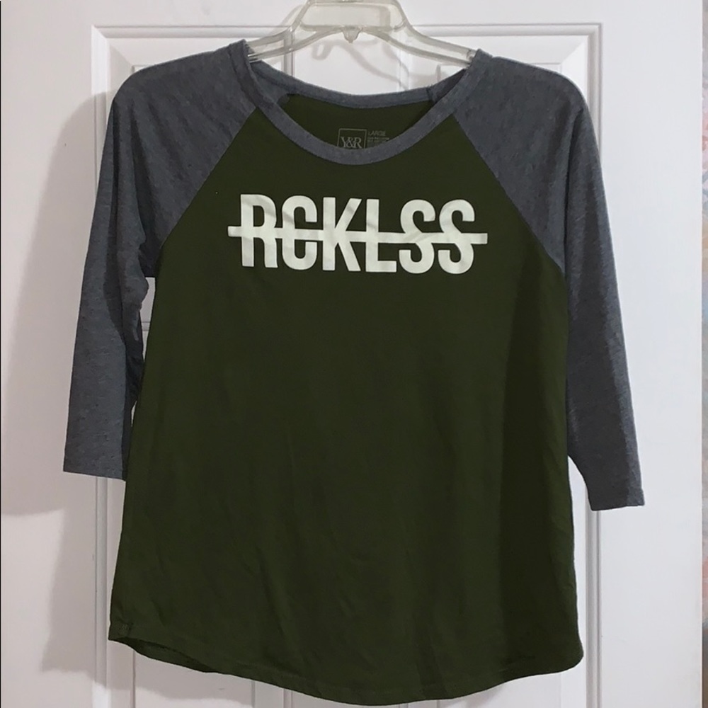 YOUNG & RECKLESS 3/4 sleeve shirt
